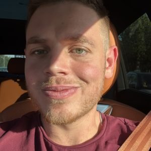 CE9F3F83-5E18-4291-8B0C-F3223D327F93